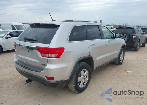 2013 Jeep Grand Cherokee Laredo z USA, uszkodzony, nr VIN 1C4RJEAG3DC601680